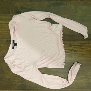 Long sleeve cropped  pink shirt with ruffles